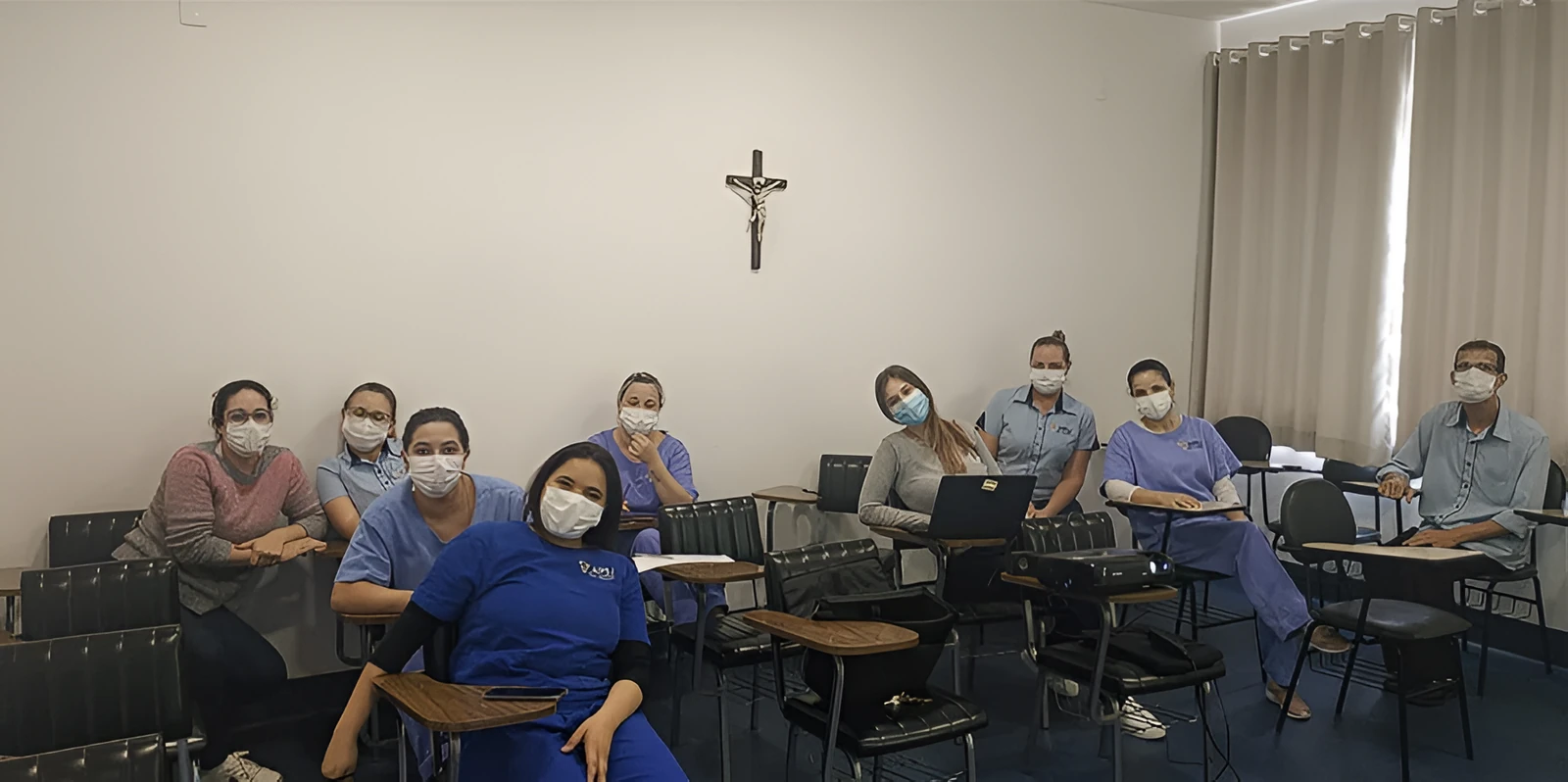 Imagem da notícia: Profissionais recebem capacitação sobre atendimento humanizado